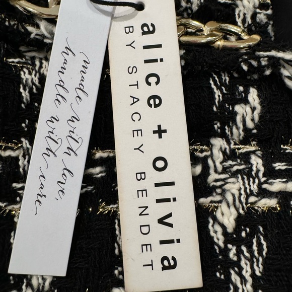 NWT Alice and Olivia CORALIE TOP + ELANA SKIRT in Black & White Set - Picture 5 of 16